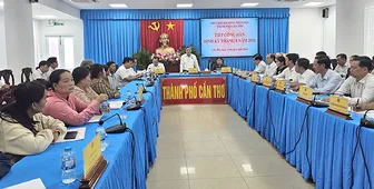 Chủ tịch HĐND thành phố tiếp công dân định kỳ