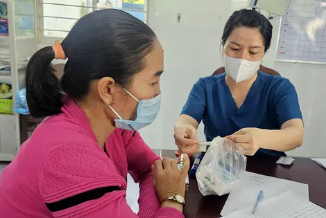 Khám phụ khoa, tầm soát ung thư cổ tử cung bằng AI