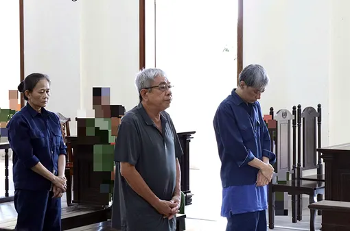 Xét xử vụ án công chứng viên thiếu trách nhiệm gây hậu quả nghiêm trọng