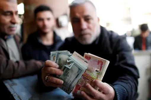 Iraq đang cạn tiền mặt