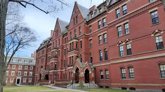 Tòa án Mỹ bác đơn kiện của chính quyền đối với Đại học Harvard