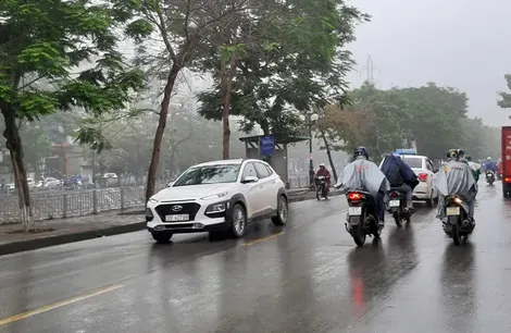 Thời tiết ngày 14/8: Bắc Bộ mưa dông vào chiều tối, Biển Đông gió mạnh