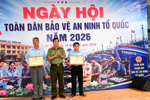 Ban Quản lý Cảng cá Trần Đề tổ chức “Ngày hội toàn dân bảo vệ an ninh Tổ quốc”