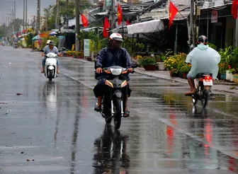 Thời tiết ngày 15/8: Bắc Bộ đến Nam Bộ có mưa dông, cục bộ mưa to