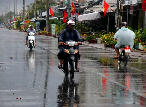 Thời tiết ngày 15/8: Bắc Bộ đến Nam Bộ có mưa dông, cục bộ mưa to