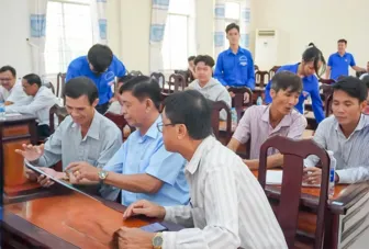 Xã Cờ Đỏ đẩy mạnh cải cách hành chính, đảm bảo bộ máy hoạt động hiệu quả và thông suốt