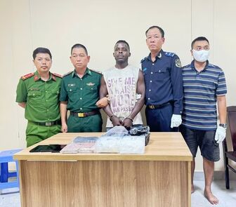 Nigerian national arrested in cross-border drug trafficking case