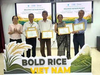 Công bố lưu hành giống lúa Nông Dân 1 và Nông Dân 2