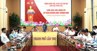 Đoàn kiểm tra, giám sát của Bộ Chính trị làm việc với Đảng ủy UBND TP Cần Thơ