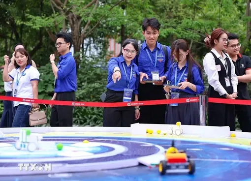 Cấp 1.500 suất học bổng toàn phần đi đào tạo ở nước ngoài về công nghệ chiến lược