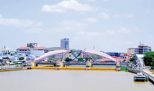 Tạo chuyển biến thực chất trong xây dựng đô thị thông minh