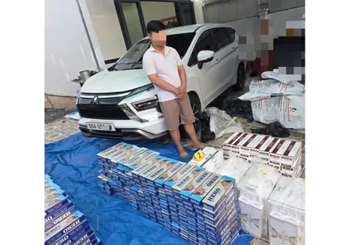 Phát hiện nhóm đối tượng vận chuyển, tàng trữ trên 28.400 bao thuốc lá lậu