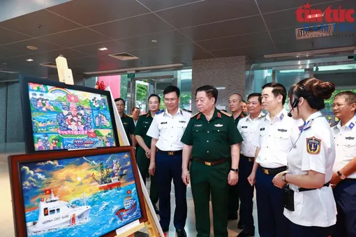 Chung kết toàn quốc Cuộc thi 'Em yêu biển, đảo quê hương'