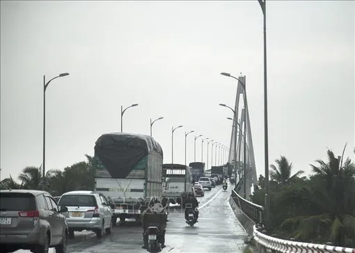 Bài 1: Từ đường ray đến trục động lực kinh tế mới