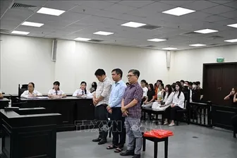Cựu Hiệu trưởng Trường Cao đẳng du lịch Hà Nội lĩnh 3 năm tù do "ăn chặn" tiền A80