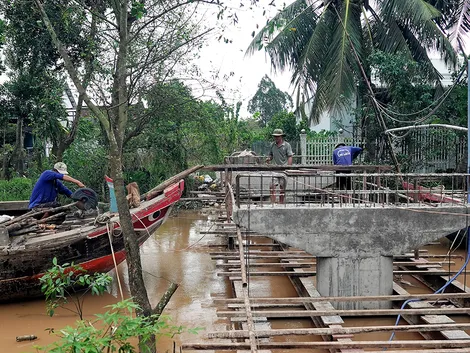Nêu cao trách nhiệm vì dân
