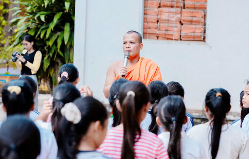 អភិ​រក្ស​អក្សរ​ខ្មែរ​ផ្តើម​ពី​ការ​បើក​ថ្នាក់​រៀន​រដូវ​វិស្សម​កាល​