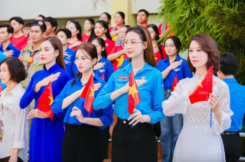 Tỉnh táo nhận diện và không mắc mưu các phong trào thanh niên tự phát từ bên ngoài