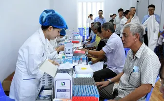 Chăm sóc sức khỏe người dân từ cơ sở