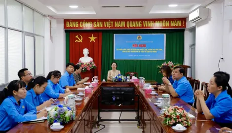 Tập huấn chính sách việc làm, chăm sóc sức khỏe và an toàn vệ sinh lao động