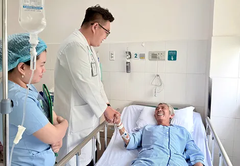 Nhận diện sốt ve mò: Bệnh thường gặp ở người làm việc tại khu vực bụi rậm, cỏ dại
