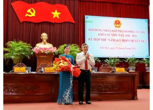 Bà Trần Thị Huyền được bầu làm Ủy viên UBND TP Cần Thơ nhiệm kỳ 2026-2031