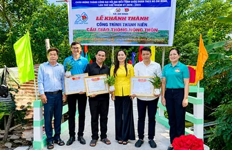 Chung tay nối nhịp bờ vui