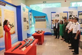 Hơn 160 tư liệu, hình ảnh tôn vinh người chiến sĩ Hải quân nhân dân Việt Nam