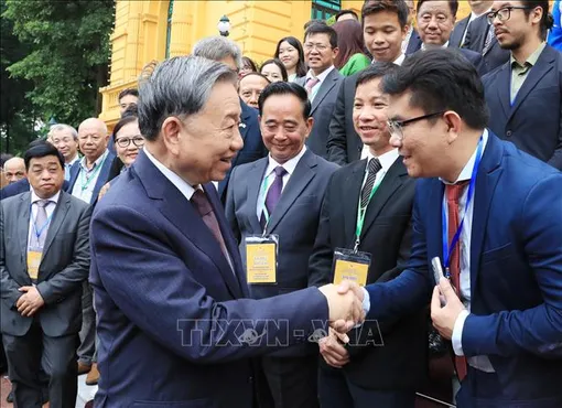 Nghị quyết 23: Kiều bào - Cầu nối tri thức, công nghệ và sức mạnh mềm của Việt Nam