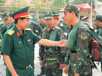 Quân khu 9 kiểm tra công tác sẵn sàng chiến đấu bảo vệ dịp lễ tại Trung đoàn 932