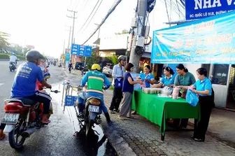 Ấm lòng mùa Vu Lan