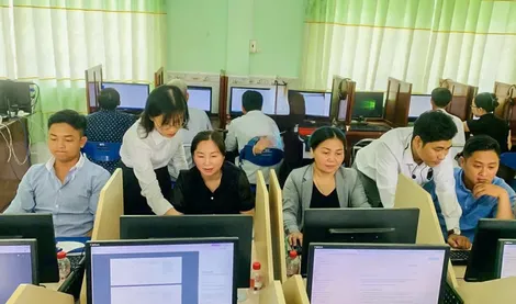 Đào tạo, bồi dưỡng chuyển đổi số cho cán bộ, công chức, viên chức