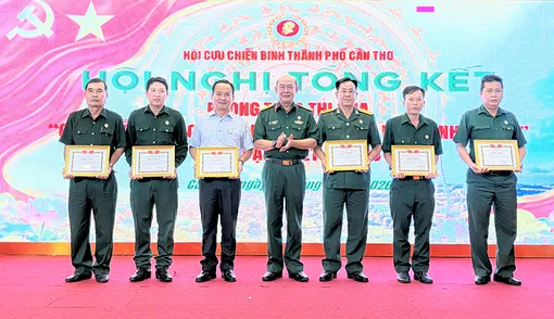 Cựu chiến binh TP Cần Thơ chung sức giúp nhau giảm nghèo, làm kinh tế giỏi