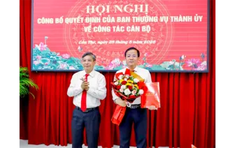 Ông Trần Văn Huyến giữ chức Bí thư Đảng ủy các cơ quan Đảng TP Cần Thơ