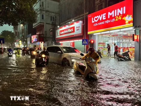 Thời tiết ngày 28/8: Miền Bắc mưa dông, miền Trung ngày nắng nóng