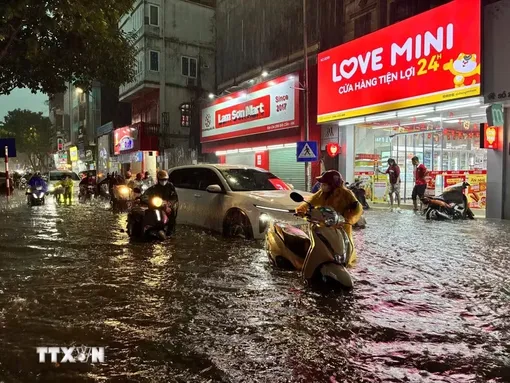 Thời tiết ngày 28/8: Miền Bắc mưa dông, miền Trung ngày nắng nóng