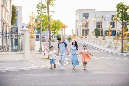 Trung tâm mới trên đảo Vũ Yên lớn mạnh từ nhịp sống thực với cộng đồng ngày càng đông đúc