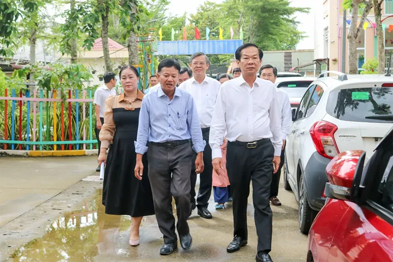 Lãnh đạo TP Cần Thơ thăm các trường nhân dịp đầu năm học 2026-2027