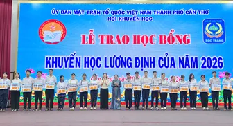 Trao học bổng Lương Định Của tặng 321 học sinh vượt khó, hiếu học
