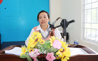សមា​គម​អតីត​នគរ​បាល​សង្កាត់​ង្វៀកហ្វា​ ជូន​អំ​ណោយ​មា​មីង​ជន​រួម​ជាតិ​ខ្មែរ​ដែល​មាន​ស្ថាន​ភា​ពលំ​បាក​