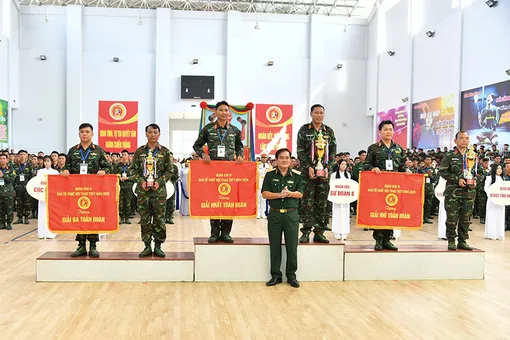Bế mạc Hội thao Thể dục thể thao Quân khu 9 năm 2026