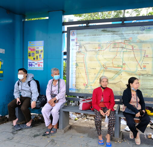 ធា​នា​រថ​យន្ត​ក្រុង​សកម្ម​ភាព​ក្នុង​អំ​ឡុង​ពេល​ឈប់​សម្រាក​បុណ្យ​ជាតិ​