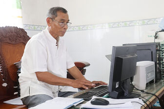 បក្ខ​ជន​ខ្មែរ​ រួម​ចំ​ណែក​កសាង​ភូមិ​ស្រុក​