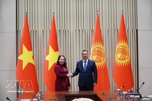 Vietnamese, Kyrgyzstani leaders discuss ways to deepen bilateral relations