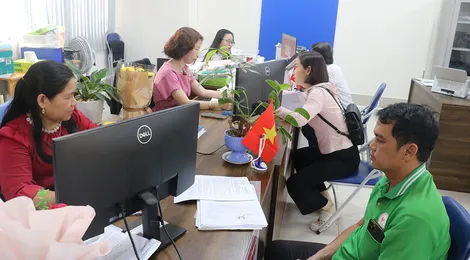 Ủy quyền thực hiện 2 nhiệm vụ, giải quyết 9 thủ tục hành chính lĩnh vực nông nghiệp và môi trường