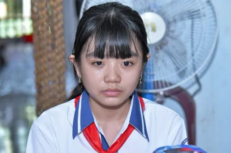 Cô học trò nghèo đầy nghị lực