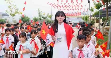 Cả nước thống nhất thời gian khai giảng, kết hợp trực tiếp và trực tuyến
