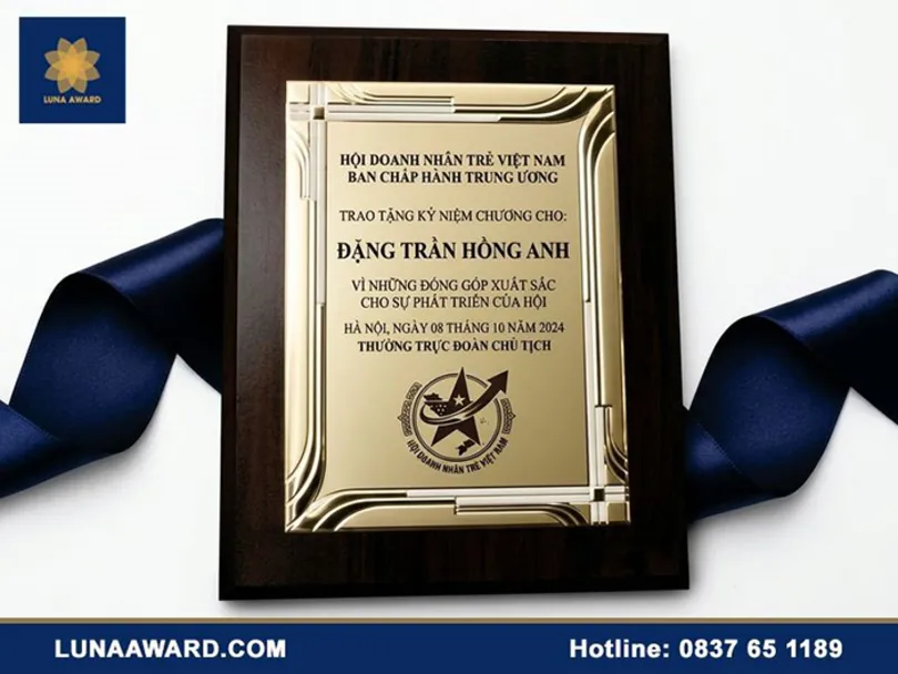Bảng vinh danh doanh nghiệp ấn tượng tại Luna Award Vietnam