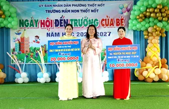 Phó Chủ tịch UBND thành phố Nguyễn Thị Ngọc Điệp dự khai giảng năm học mới tại Trường Mầm non Thốt Nốt