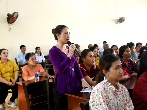 Người sử dụng lao động bị phạt tiền khi vi phạm quy định về lao động nữ